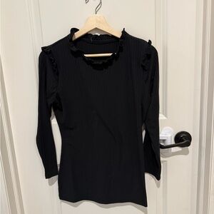 Carly Jean Los Angeles Elegant Black Long Sleeve Top